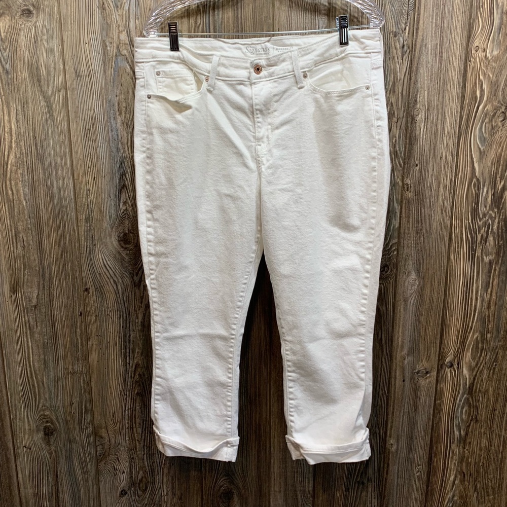 Signature Levi’s  Strauss white jeans